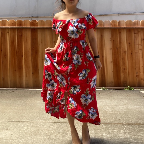 Band Of Gypsies Red Floral Off The Shoulder Dress - Picture 1 of 7